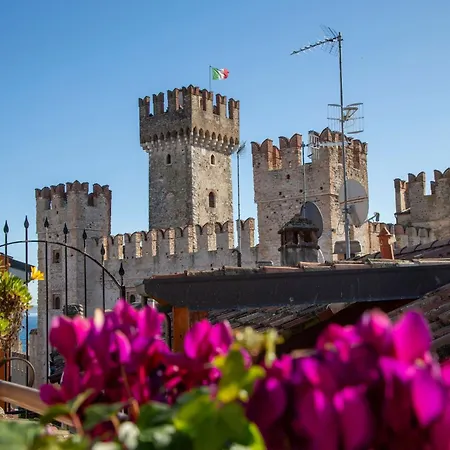 Sirmione4u - Domus By The Castle 公寓
